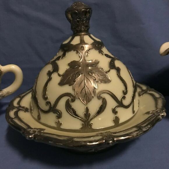 RARE~~4 PC. DIAMOND MAPLE  LEAF CUSTARD GLASS - Picture 2 of 8